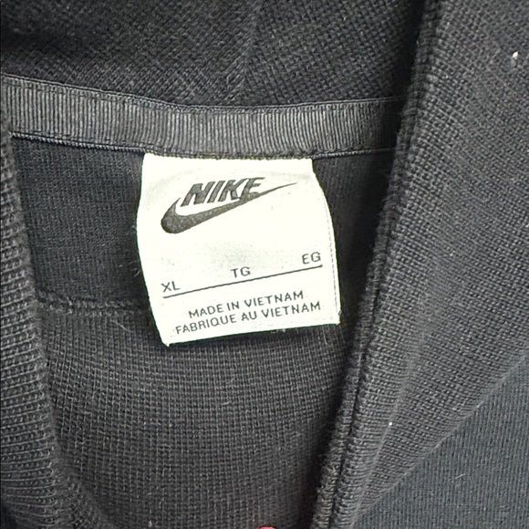 Nike Mock-Neck Cropped Sweatshirt - Picture 3 of 4